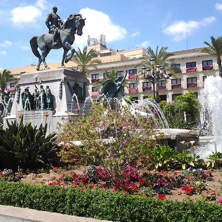 M&M Empedrada Apartamentos Jerez Χέρεζ Εξωτερικό φωτογραφία