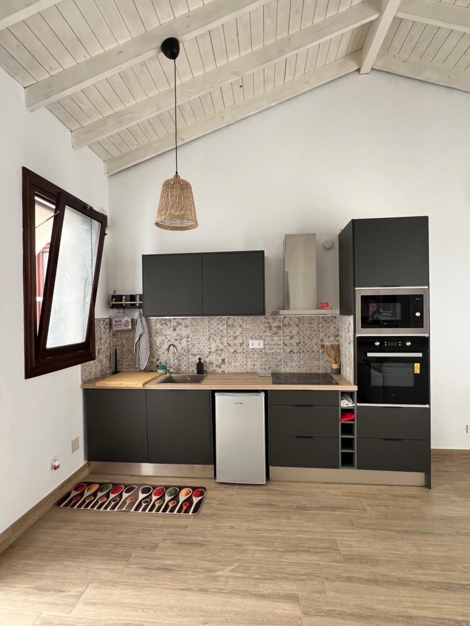 M&M Empedrada Apartamentos Jerez Χέρεζ Εξωτερικό φωτογραφία